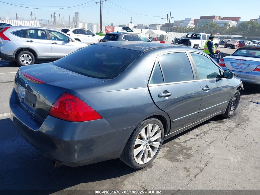 2006 HONDA ACCORD VIN: 1HGCM56326A111802