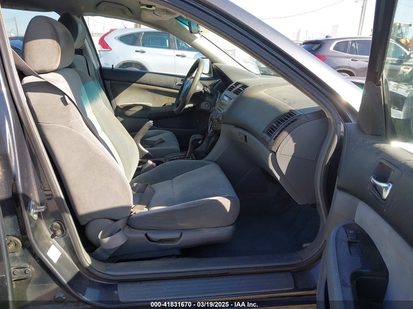 2006 HONDA ACCORD VIN: 1HGCM56326A111802