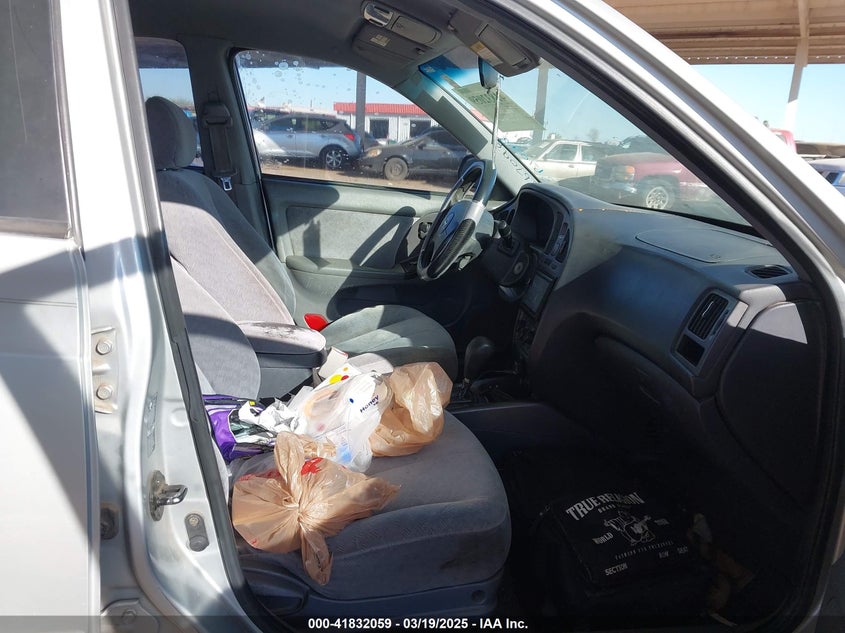 2006 HYUNDAI ELANTRA VIN: KMHDN46DX6U367098