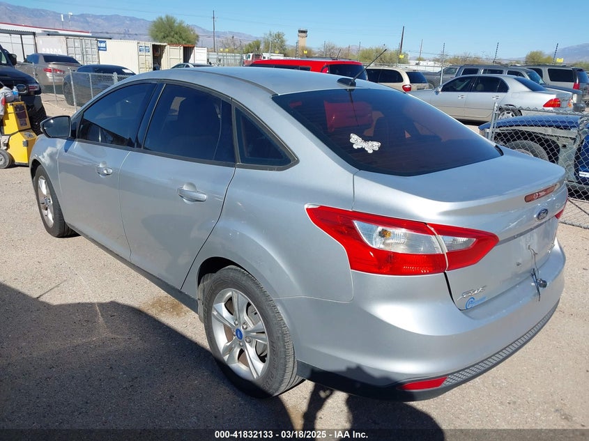 2013 FORD FOCUS SE - 1FADP3F22DL185105