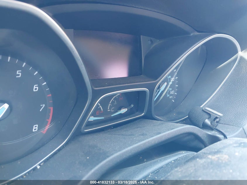 2013 FORD FOCUS SE - 1FADP3F22DL185105