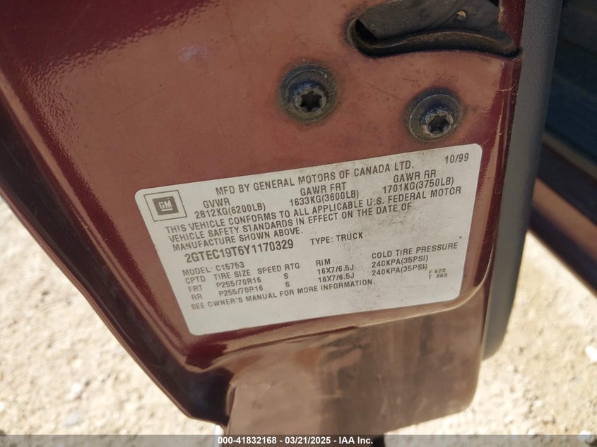 2000 GMC Sierra 1500 Sle VIN: 2GTEC19T6Y1170329 Lot: 41832168