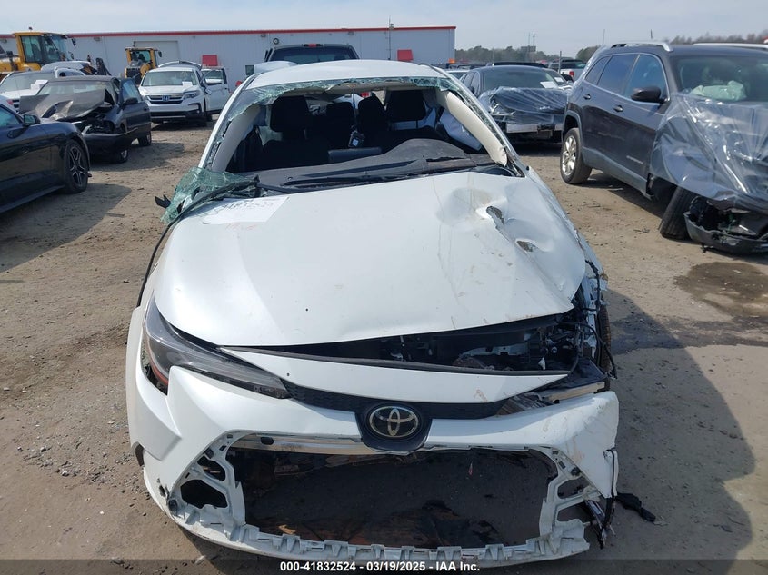 2022 TOYOTA COROLLA LE - JTDVPMAE9N3015203