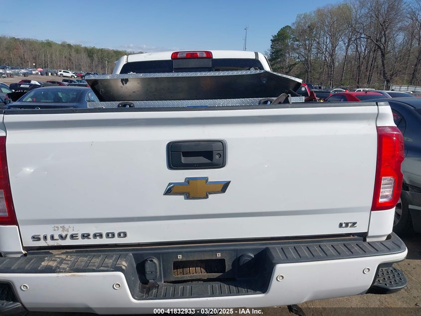 2018 CHEVROLET SILVERADO VIN: 3GCUKSEC8JG326233