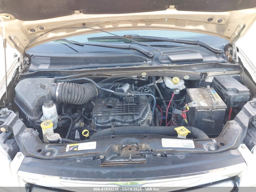 2013 CHRYSLER TOWN & COUNTRY VIN: 2C4RC1BG4DR630985