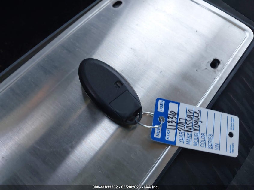 2017 NISSAN ROGUE SV - 5N1AT2MT7HC885170