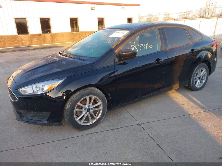 Vin: 1fadp3f27jl206073, lot: 42324556, ford focus se 20182