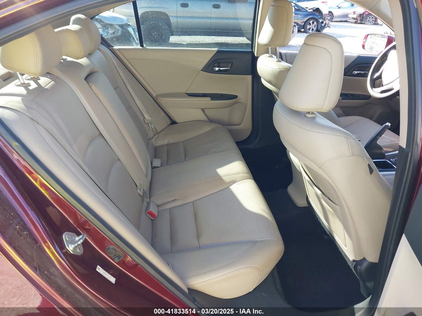 2013 HONDA ACCORD VIN: 1HGCR3F89DA007211