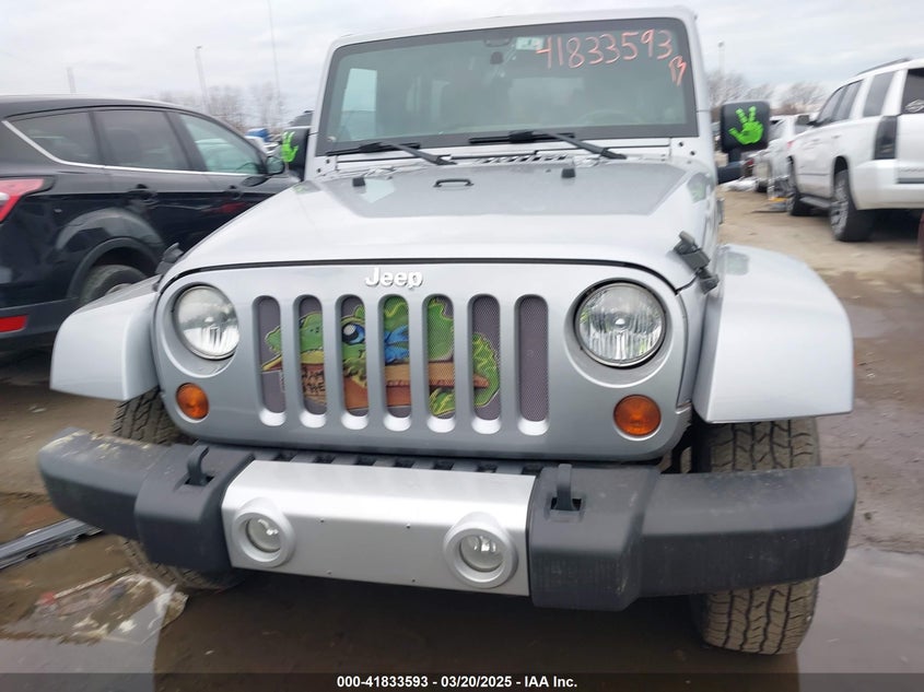 2013 JEEP WRANGLER UNLIMITED SAHARA - 1C4BJWEG6DL662720