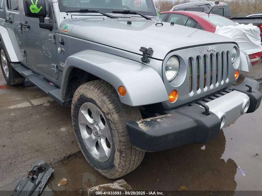 2013 JEEP WRANGLER UNLIMITED SAHARA - 1C4BJWEG6DL662720