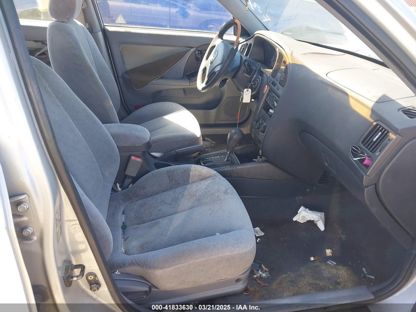 2006 HYUNDAI ELANTRA VIN: KMHDN46D96U376682
