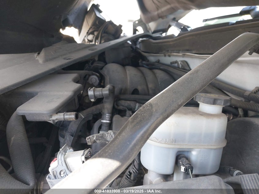 2014 CHEVROLET SILVERADO 1500 1LT - 1GCRCREC9EZ338909