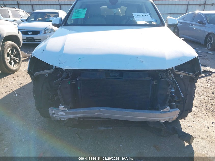 Image 13 of 2019 Audi Q7  salvage vehicle - Lot #41834415 at IAAI
