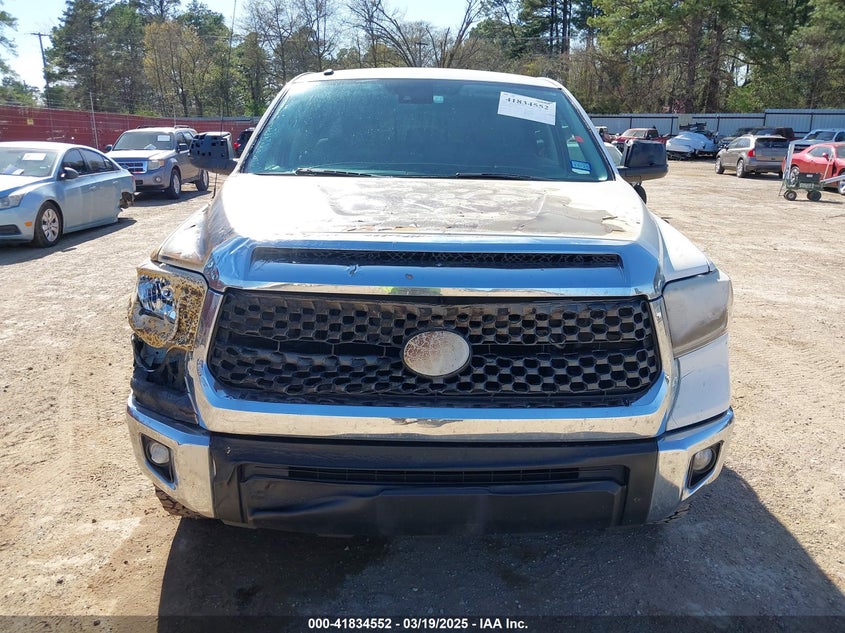 2018 TOYOTA TUNDRA SR5 4.6L V8 - 5TFEM5F10JX123376