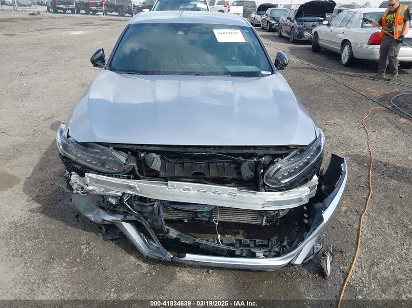 2022 HONDA ACCORD VIN: 1HGCV1F3XNA022001