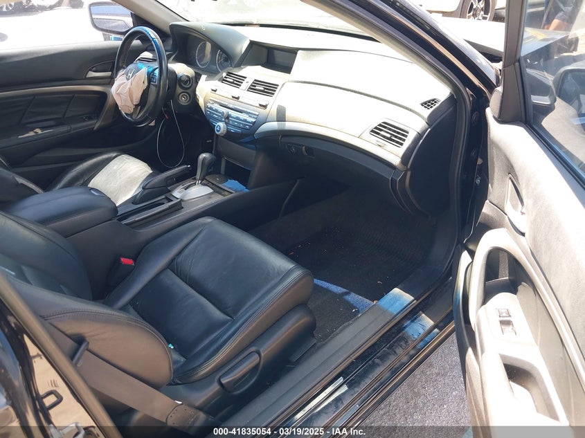 2009 HONDA ACCORD VIN: 1HGCS12889A015550