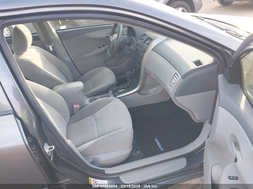 2009 TOYOTA COROLLA VIN: JTDBL40E09J037205