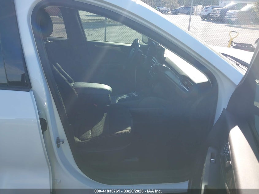 2024 FORD ESCAPE VIN: 1FMCU0GN8RUA68227