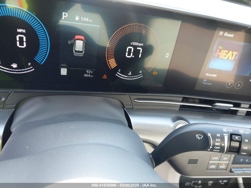 2025 Hyundai Kona Sel VIN: KM8HB3AB1SU215294 Lot: 41835866