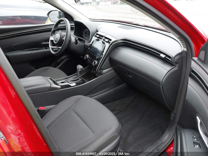 2022 HYUNDAI TUCSON VIN: 5NMJBCAE9NH131106