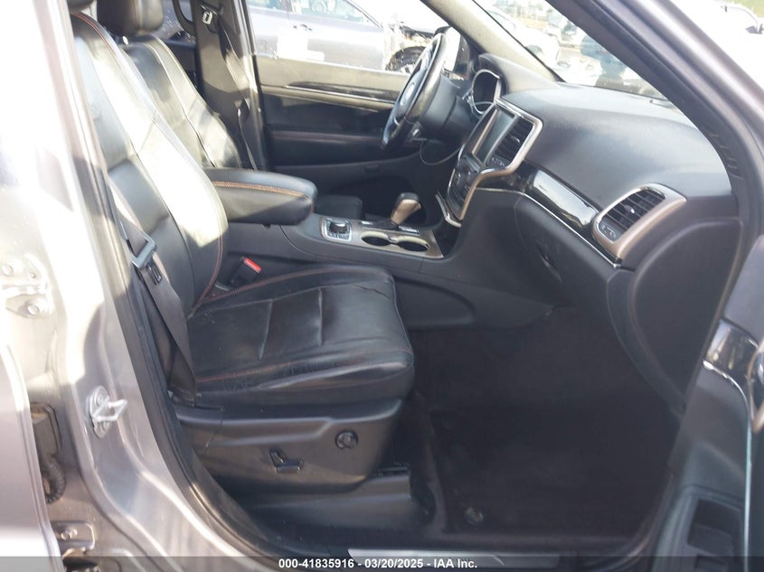 2016 JEEP GRAND CHEROKEE VIN: 1C4RJFBM3GC358077