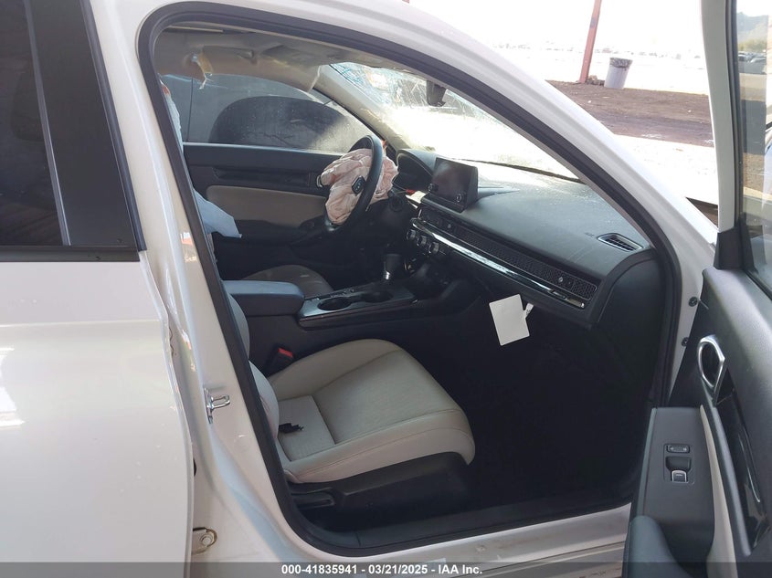 2024 HONDA CIVIC VIN: 19XFL1H7XRE016123