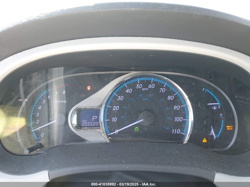 2011 TOYOTA SIENNA VIN: 5TDYK3DCXBS172586