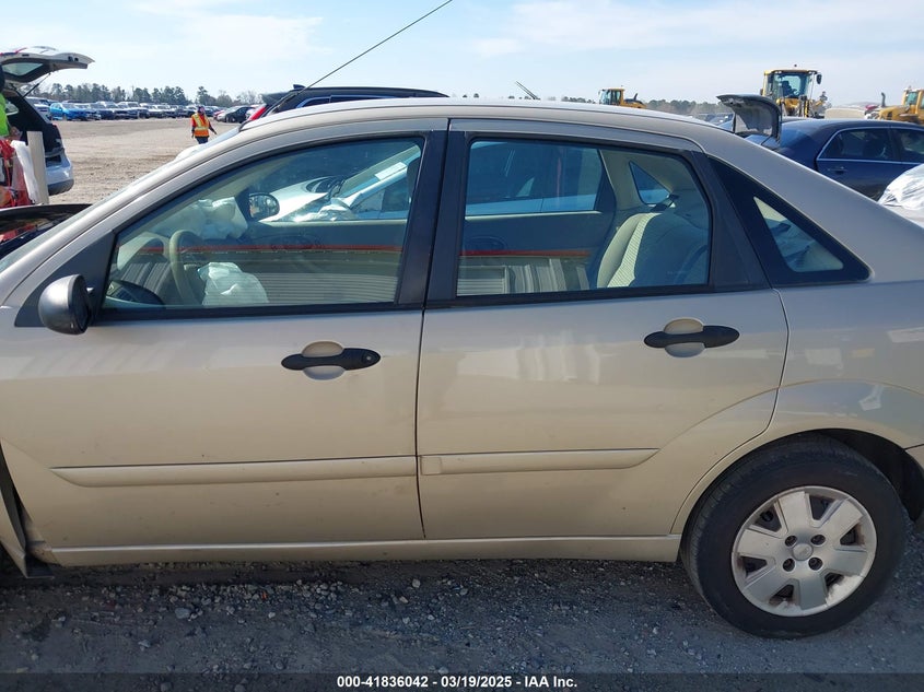 2006 FORD FOCUS VIN: 1FAFP34N26W148904