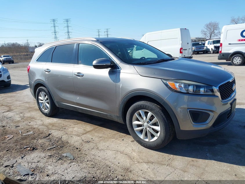 2017 KIA SORENTO VIN: 5XYPG4A3XHG204532