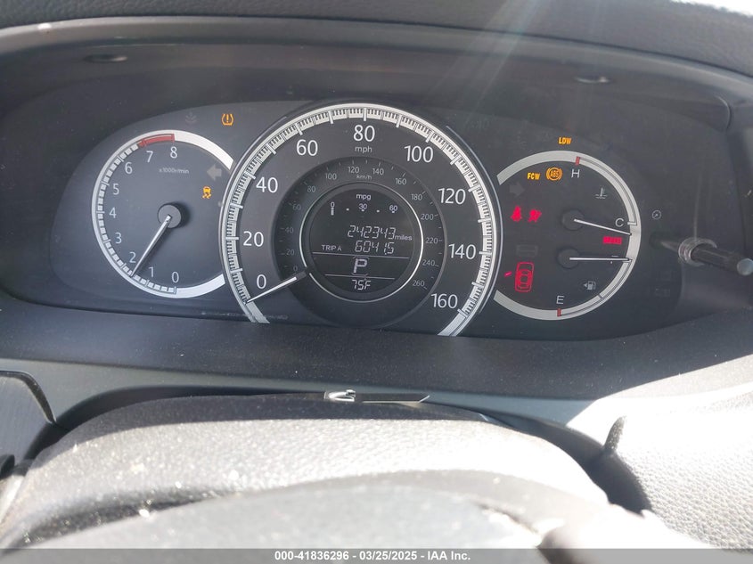 2014 HONDA ACCORD VIN: 1HGCR2F84EA283615