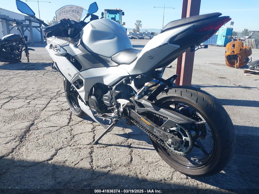 2024 KAWASAKI EX500 - ML5EXGG11RDA27381