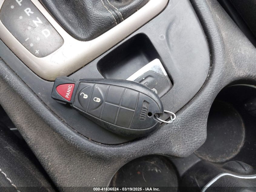 2015 Jeep Cherokee Latitude VIN: 1C4PJMCS1FW541757 Lot: 41836524