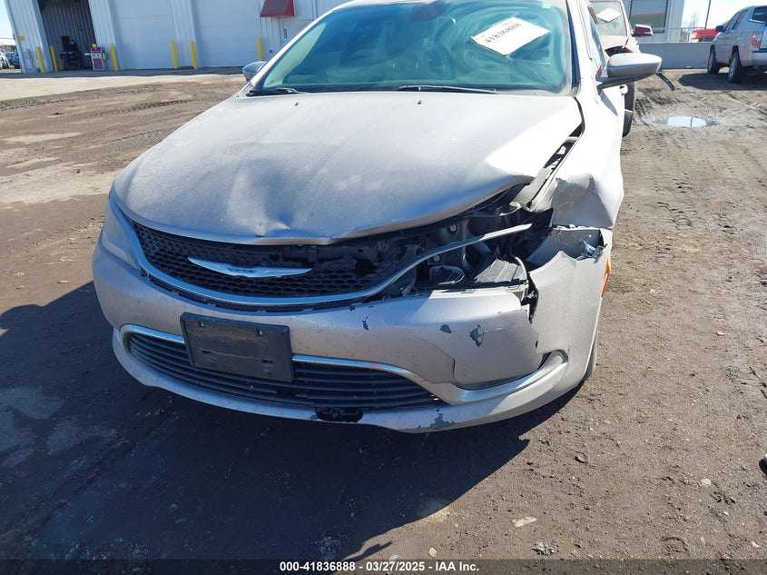 2015 Chrysler 200 Limited VIN: 1C3CCCABXFN671777 Lot: 41836888