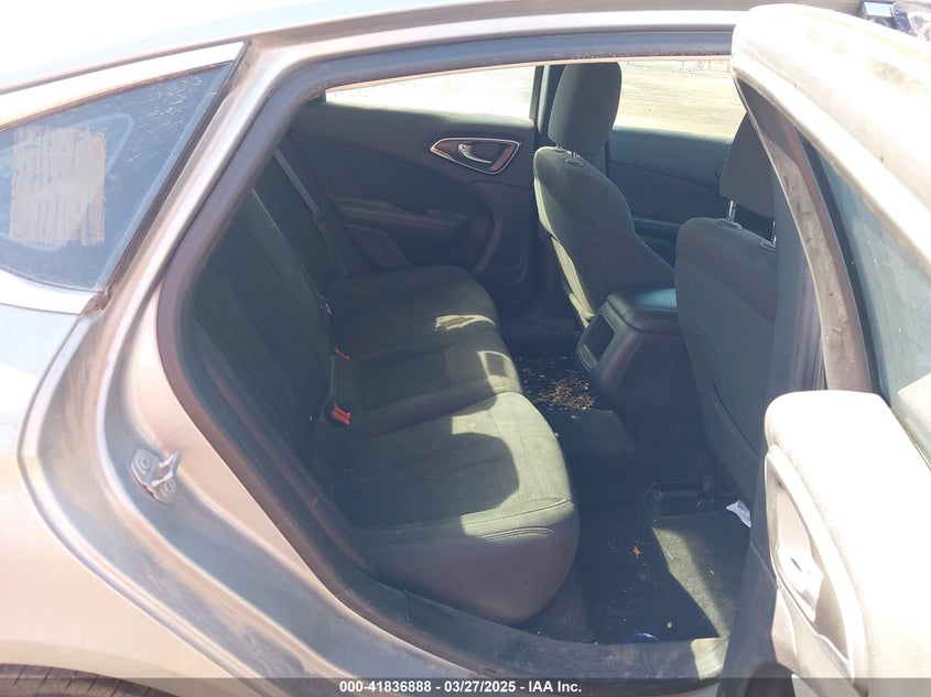 2015 Chrysler 200 Limited VIN: 1C3CCCABXFN671777 Lot: 41836888