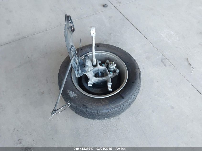 2016 Hyundai Sonata Hybrid Se VIN: KMHE24L19GA041755 Lot: 41836917