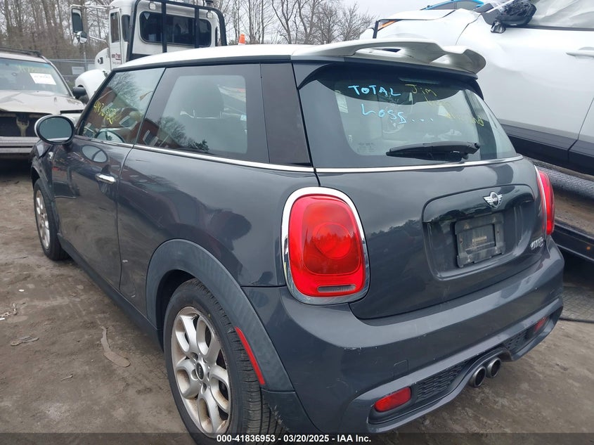 2015 MINI HARDTOP VIN: WMWXP7C54F2A41531