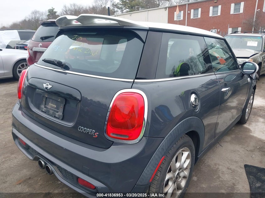 2015 MINI HARDTOP VIN: WMWXP7C54F2A41531
