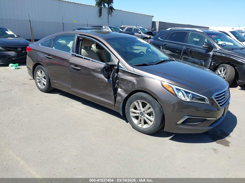2016 HYUNDAI SONATA SE - 5NPE24AF9GH408908