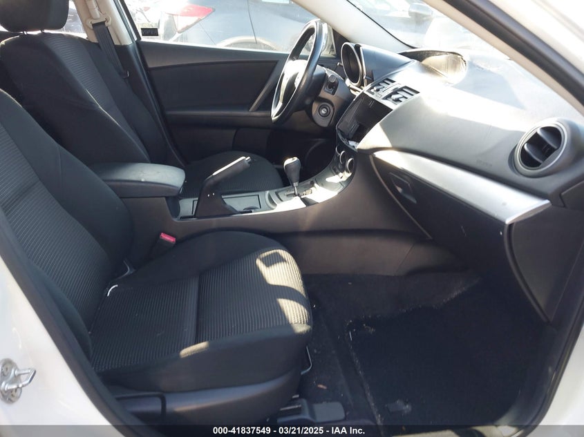 2013 MAZDA MAZDA3 VIN: JM1BL1U83D1701170
