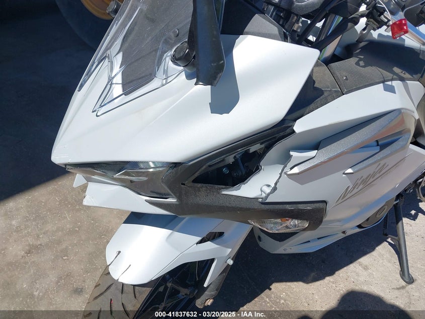 2025 KAWASAKI EX500 - ML5EXGG16SDA53321