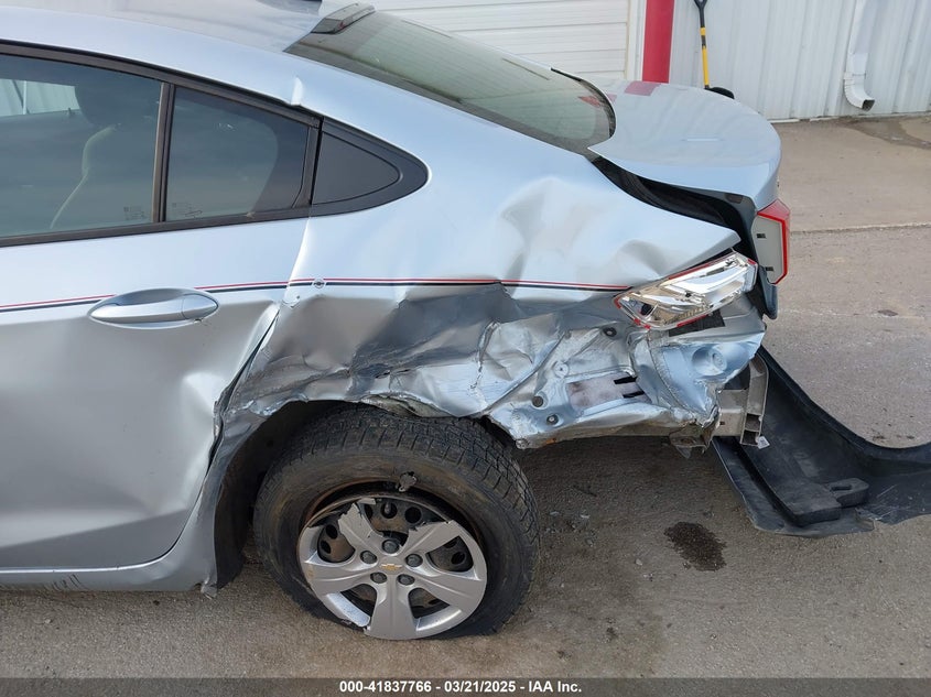 2017 CHEVROLET CRUZE VIN: 1G1BC5SM1H7148375