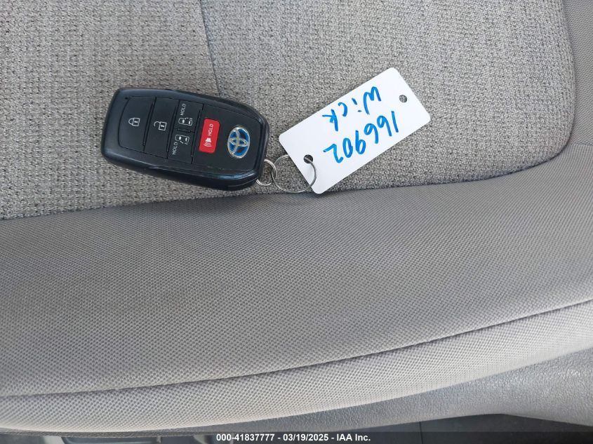 2021 Toyota Sienna - 5TDKRKEC5MS034743