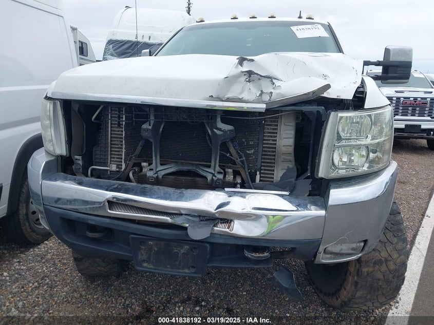2008 CHEVROLET SILVERADO 3500HD VIN: 1GCHK33628F100592