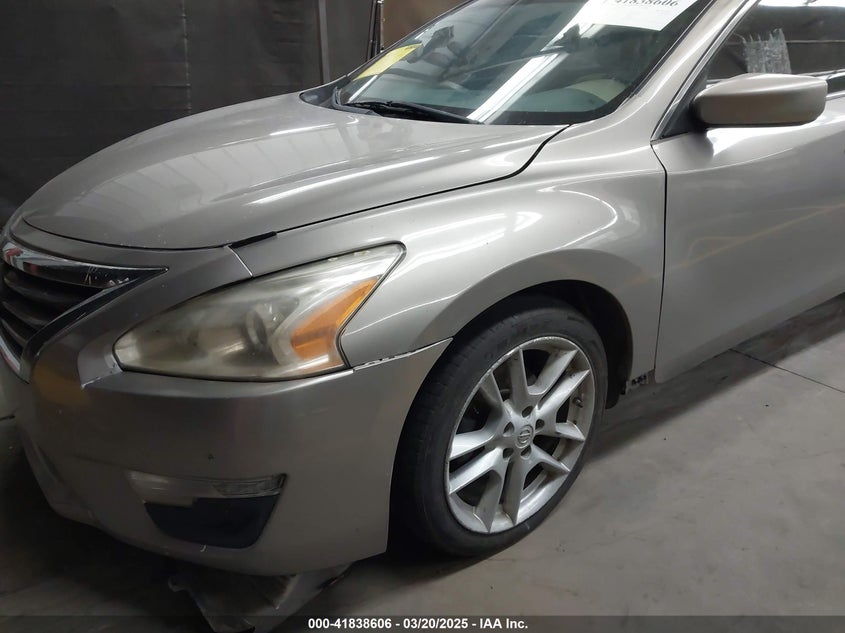 2013 NISSAN ALTIMA VIN: 1N4AL3AP5DN423373