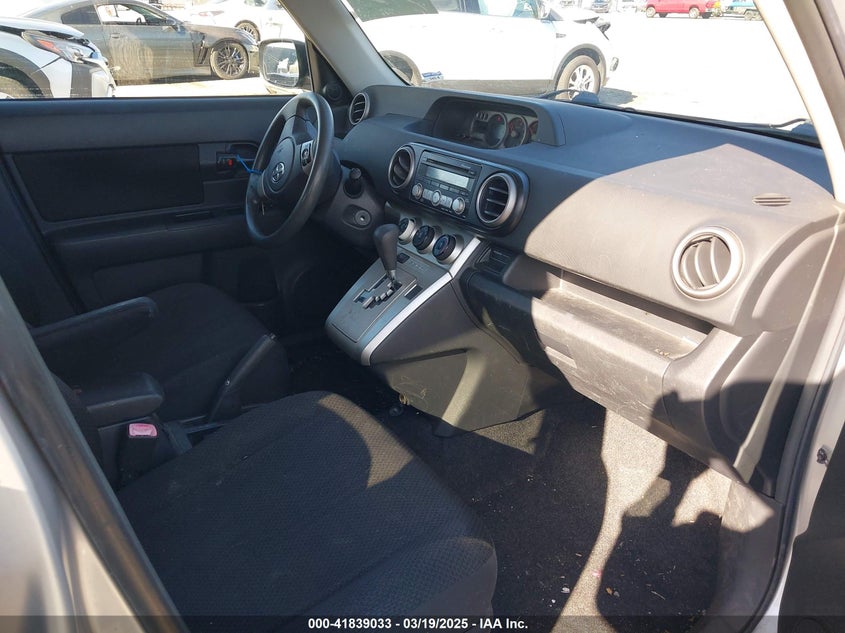 2008 SCION XB VIN: JTLKE50E181045090