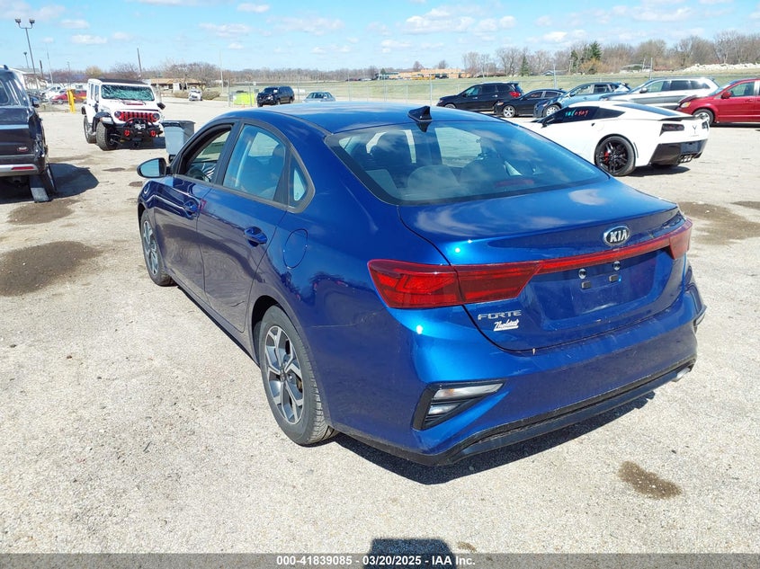 2021 KIA FORTE VIN: 3KPF24AD0ME264586