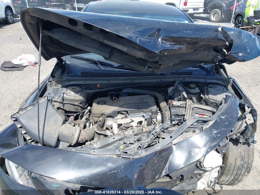 2018 CHEVROLET MALIBU LT - 1G1ZD5ST2JF134385