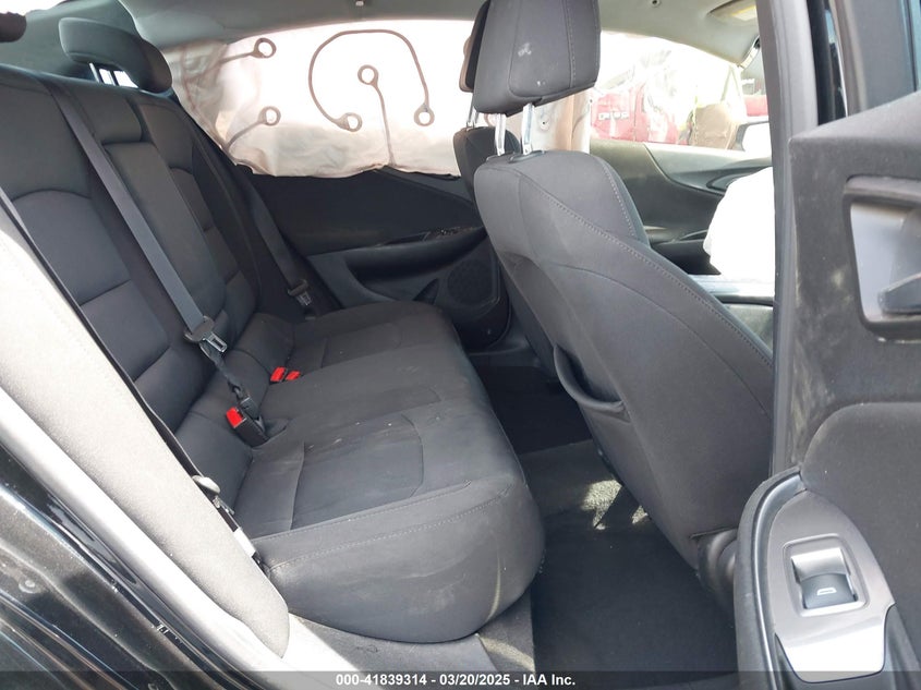 2018 CHEVROLET MALIBU LT - 1G1ZD5ST2JF134385