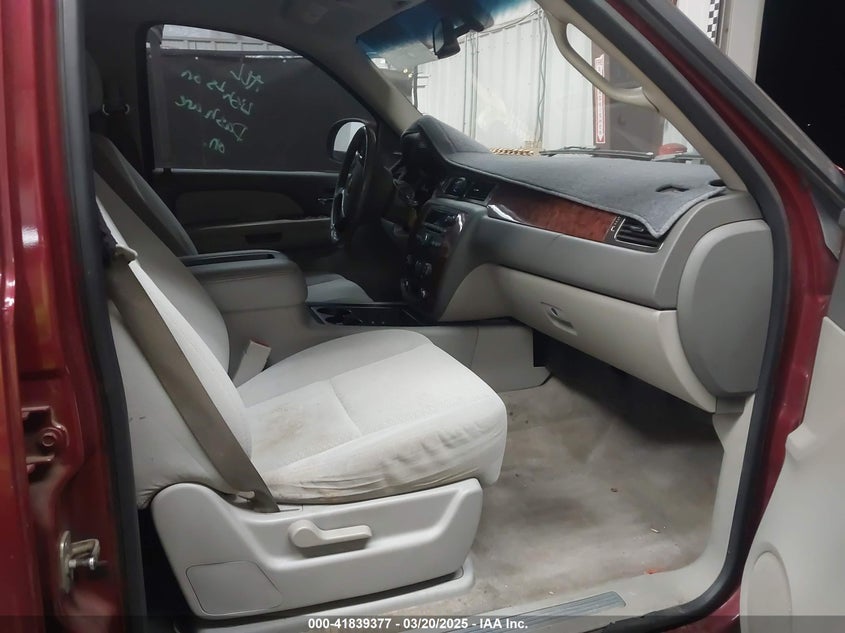 2007 CHEVROLET TAHOE VIN: 1GNFC13067R281835