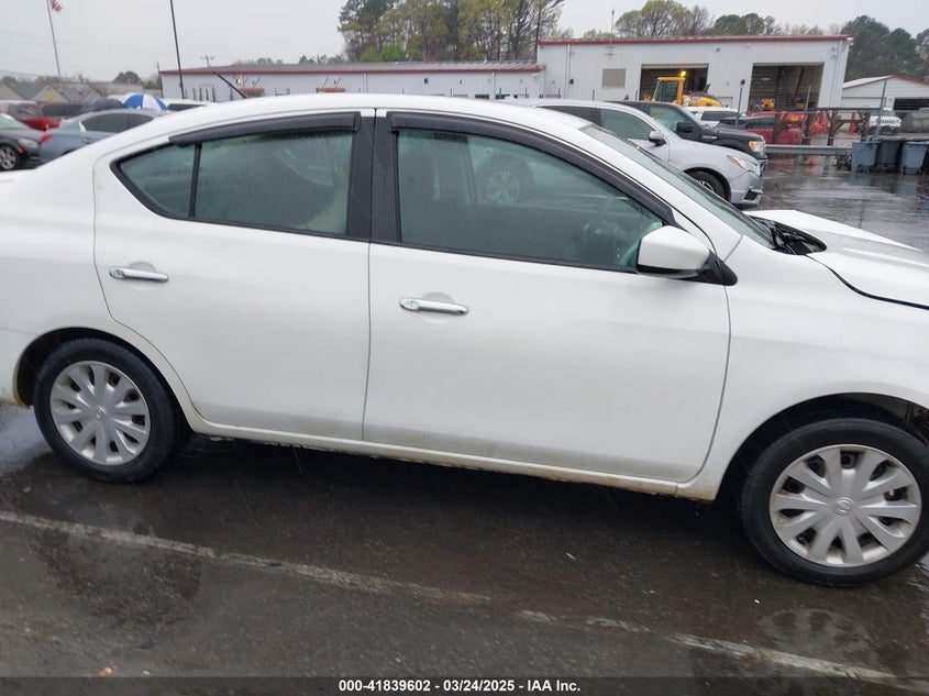 2015 NISSAN VERSA 1.6 SV - 3N1CN7AP8FL910559
